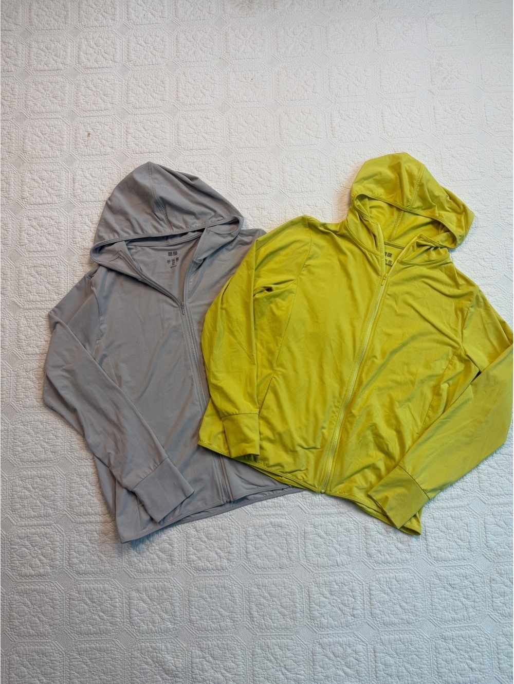 Uniqlo AIRism UV Protection Full-Zip Long-Sleeve Hoodie bundle yellow and grey